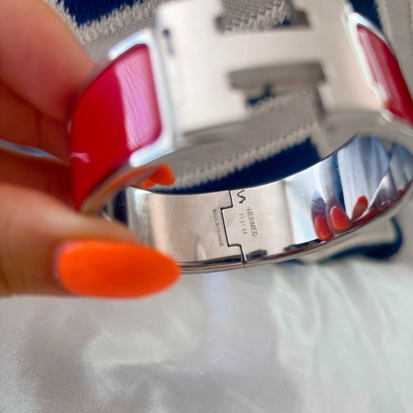 Hermes Red Clic Clac H Bracelet - Picture 3 of 6